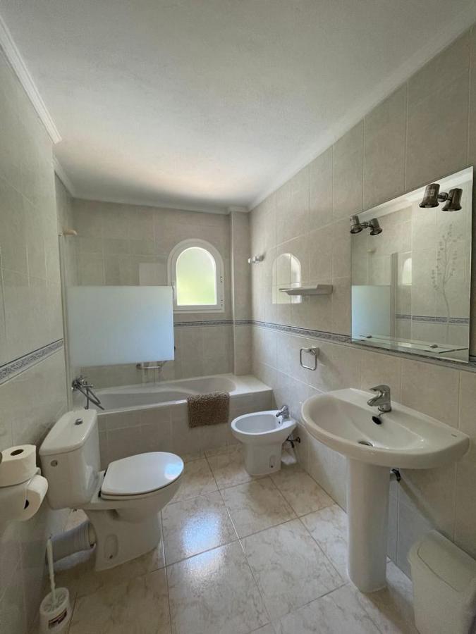 Apartamentos Torres Cardona  Cala Llonga  Exterior foto